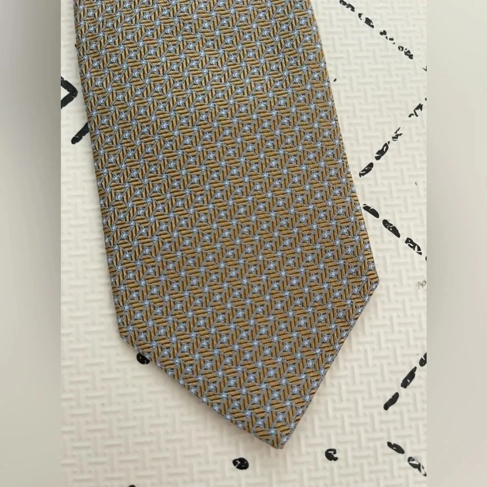 🌸clearance Brooks Brothers 100% silk tie - Picture 2 of 3